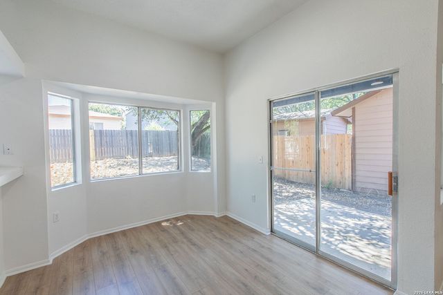 3662 CANDLEHEAD LN, San Antonio, TX 78244