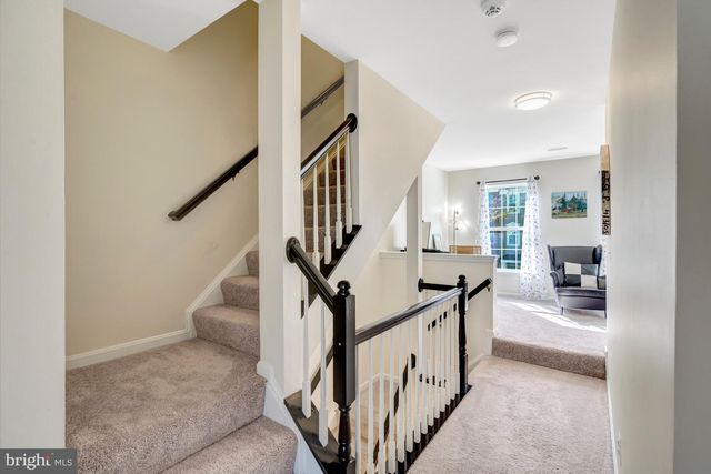 43546 MINK MEADOWS ST, Chantilly, VA 20152