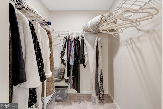 43546 MINK MEADOWS ST, Chantilly, VA 20152