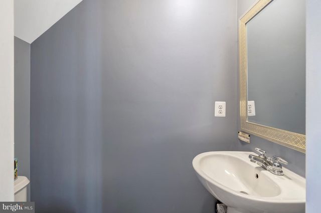 43546 MINK MEADOWS ST, Chantilly, VA 20152