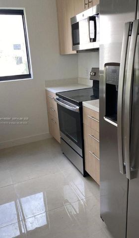 1167 NW 2nd St, Florida City, FL 33034