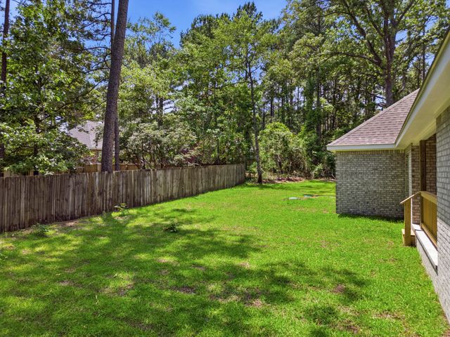 14 Shawnee Ln., Hattiesburg, MS 39402