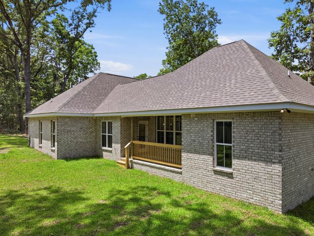 14 Shawnee Ln., Hattiesburg, MS 39402
