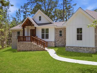 14 Shawnee Ln., Hattiesburg, MS 39402