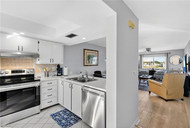 11250 Caravel CIR 306, Fort Myers, FL 33908