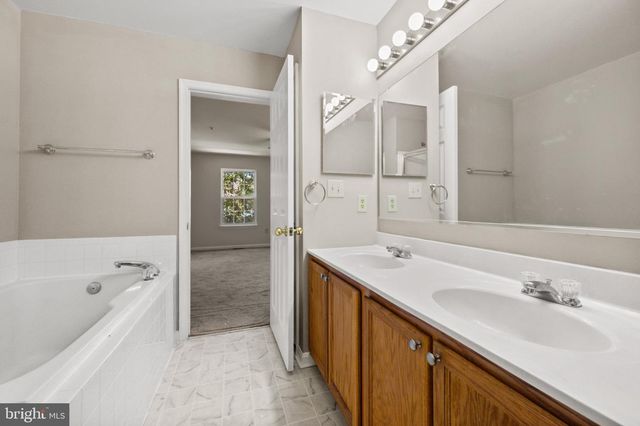 2015 COOPER POINT CT, Odenton, MD 21113