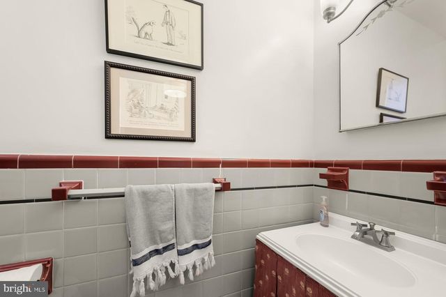 7214 ROLLINGWOOD DR, Chevy Chase, MD 20815
