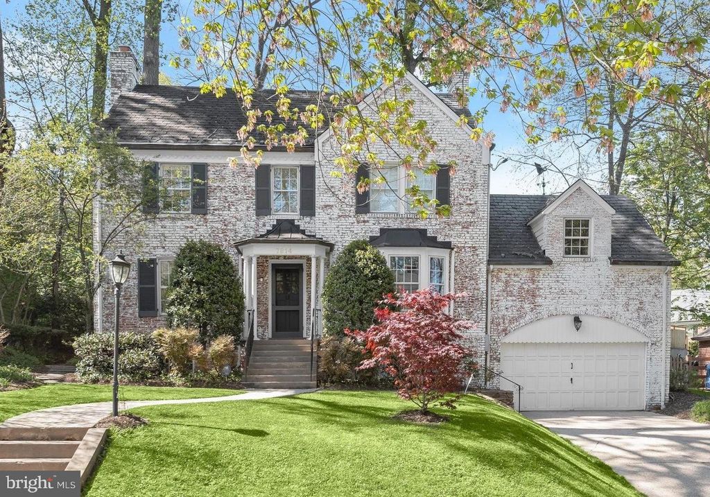 7214 ROLLINGWOOD DR, Chevy Chase, MD 20815
