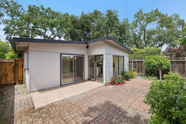 1545-1565 Stanford Avenue, Palo Alto, CA 94306