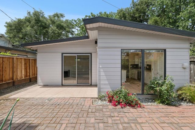 1545-1565 Stanford Avenue, Palo Alto, CA 94306