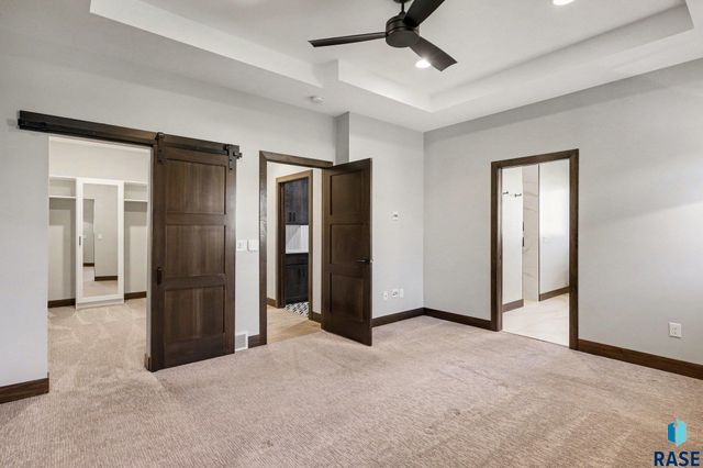 6701 E Spitfire Cir Circle, Sioux Falls, SD 57110