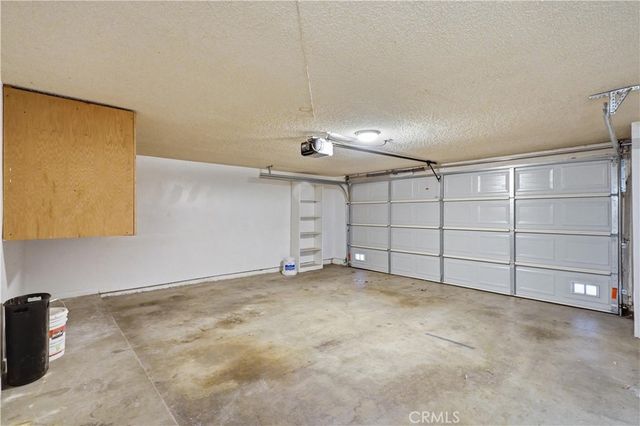 9000 Vanalden, Northridge, CA 91324