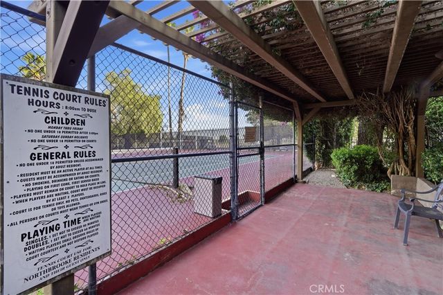 9000 Vanalden, Northridge, CA 91324