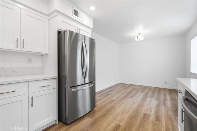 9000 Vanalden, Northridge, CA 91324