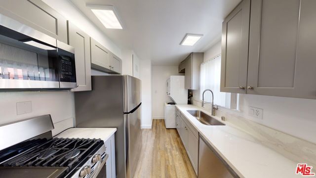 11591 Riverside Drive, North Hollywood (los Angeles), CA 91602
