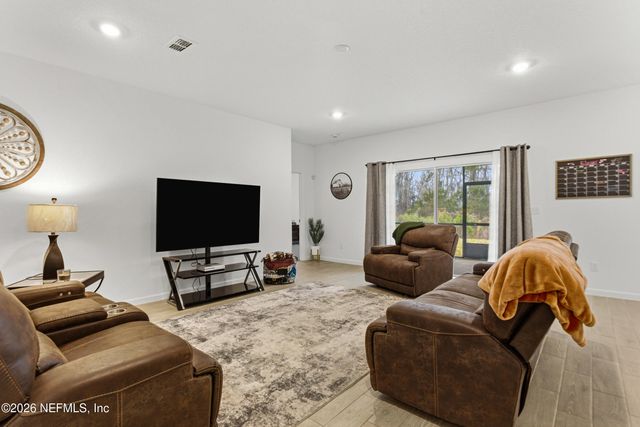 8486 HORSEBIT Circle, Jacksonville, FL 32219