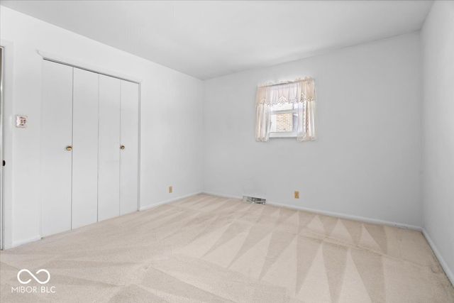 5750 Elaine Street, Speedway, IN 46224