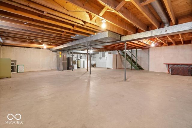 5750 Elaine Street, Speedway, IN 46224