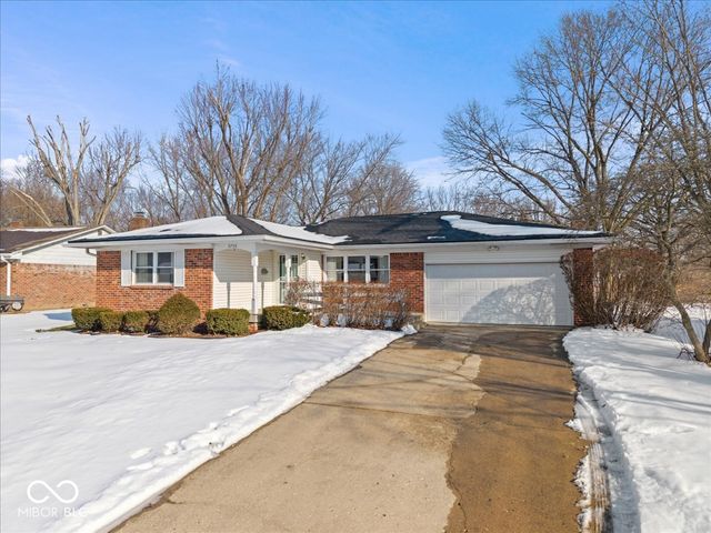 5750 Elaine Street, Speedway, IN 46224