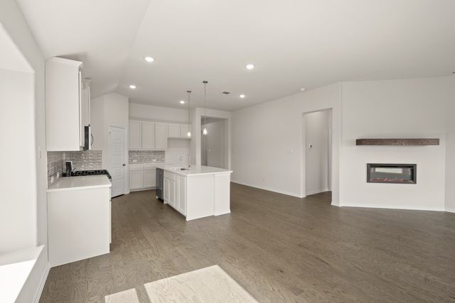 10809 Rothland Street, Fort Worth, TX 76036