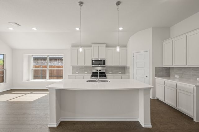 10809 Rothland Street, Fort Worth, TX 76036