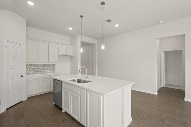 10809 Rothland Street, Fort Worth, TX 76036