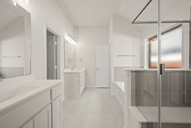 10809 Rothland Street, Fort Worth, TX 76036