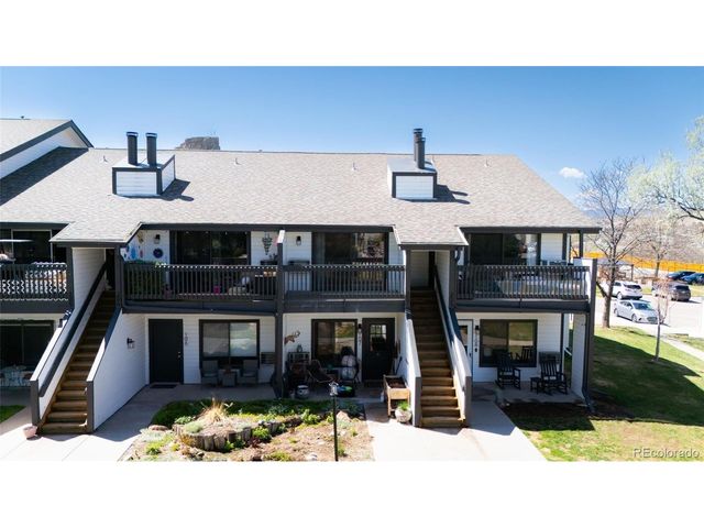 532 Oakwood Dr B207, Castle Rock, CO 80104