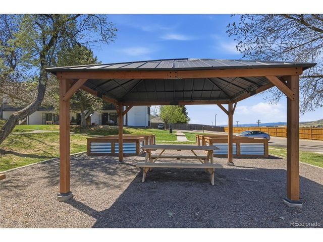 532 Oakwood Dr B207, Castle Rock, CO 80104