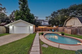 1038 W 43rd Street, Houston, TX 77018