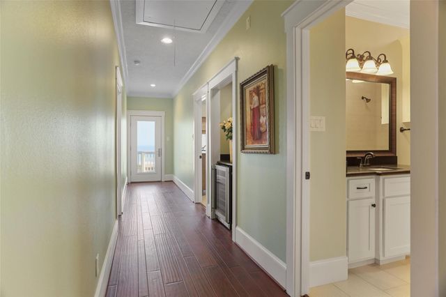 11718 Beachside, Galveston, TX 77554