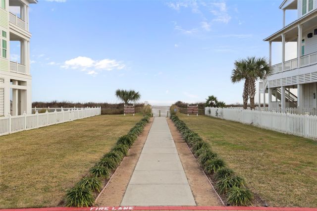 11718 Beachside, Galveston, TX 77554