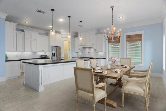 11718 Beachside, Galveston, TX 77554