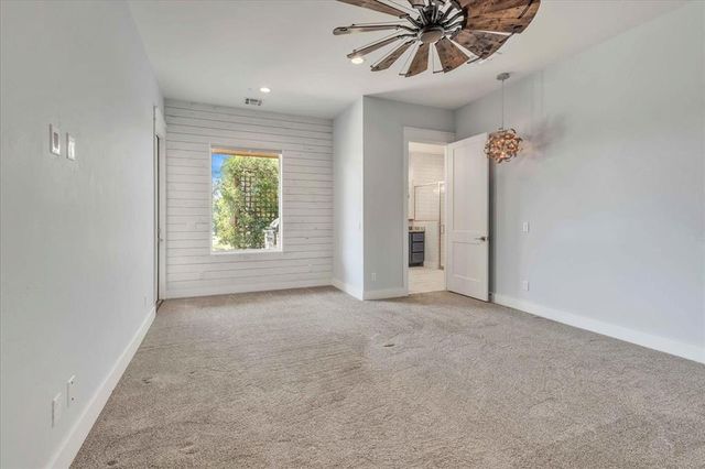 9757 Bear Creek Road, Guthrie, OK 73044