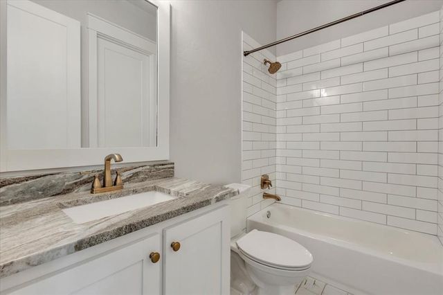 9757 Bear Creek Road, Guthrie, OK 73044