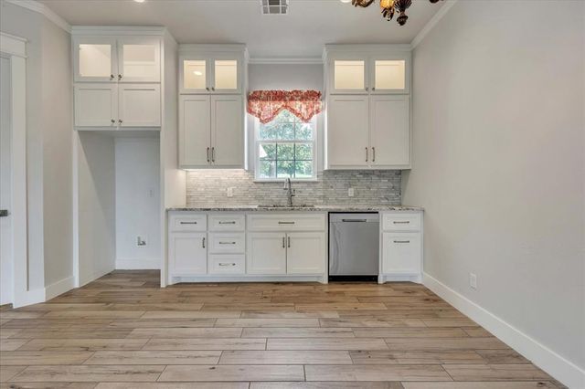 9757 Bear Creek Road, Guthrie, OK 73044