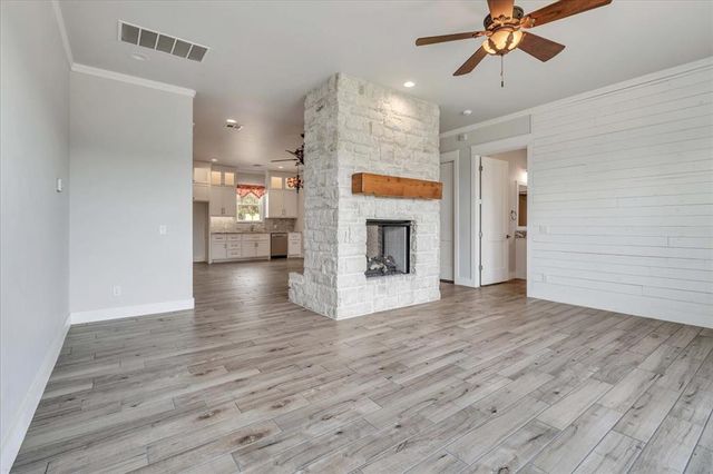 9757 Bear Creek Road, Guthrie, OK 73044