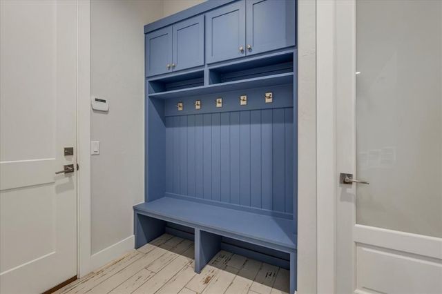 9757 Bear Creek Road, Guthrie, OK 73044