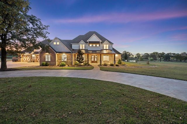 9757 Bear Creek Road, Guthrie, OK 73044