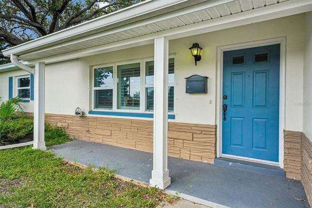 1500 39TH STREET N, St Petersburg, FL 33713