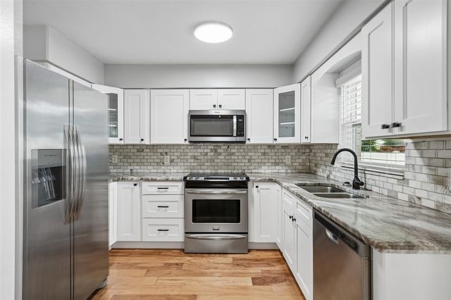 1500 39TH STREET N, St Petersburg, FL 33713