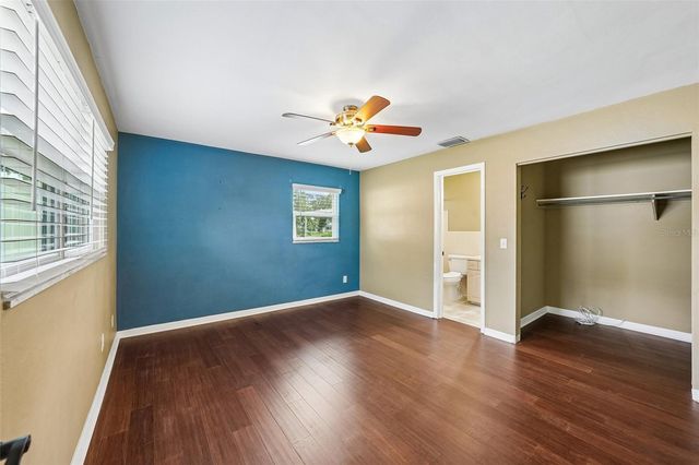1500 39TH STREET N, St Petersburg, FL 33713