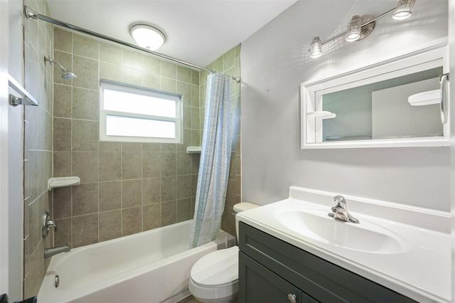 1500 39TH STREET N, St Petersburg, FL 33713
