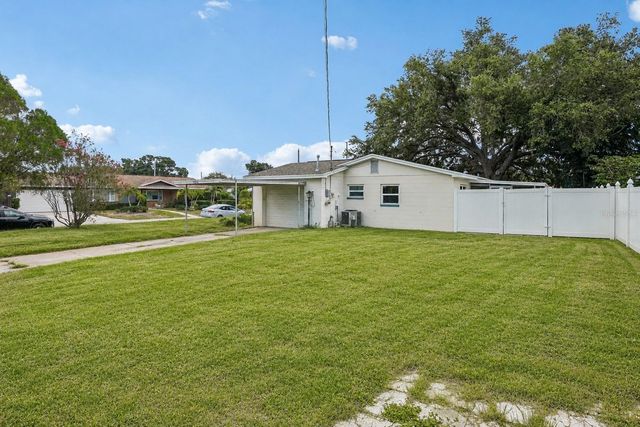 1500 39TH STREET N, St Petersburg, FL 33713