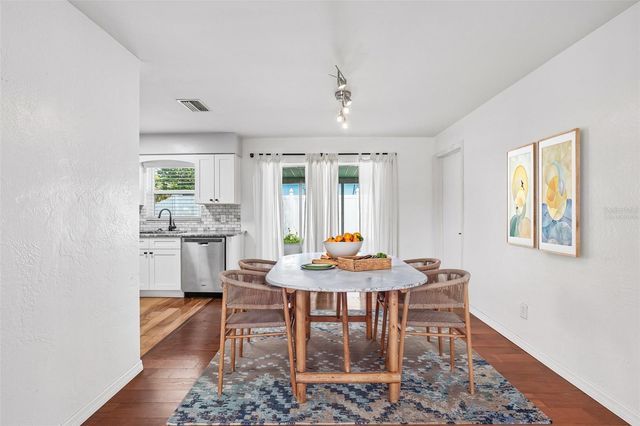 1500 39TH STREET N, St Petersburg, FL 33713