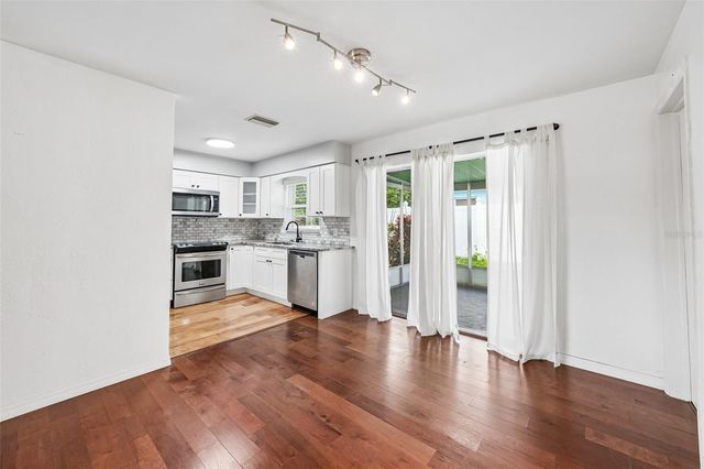 1500 39TH STREET N, St Petersburg, FL 33713