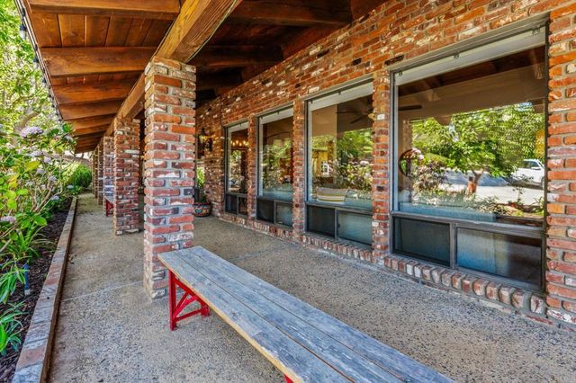 3082 Camino Cielo, Fallbrook, CA 92028