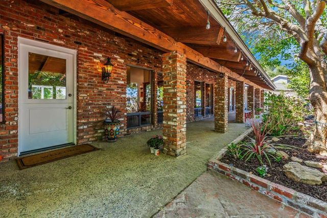3082 Camino Cielo, Fallbrook, CA 92028