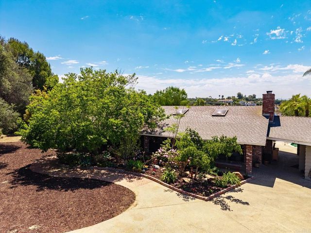 3082 Camino Cielo, Fallbrook, CA 92028