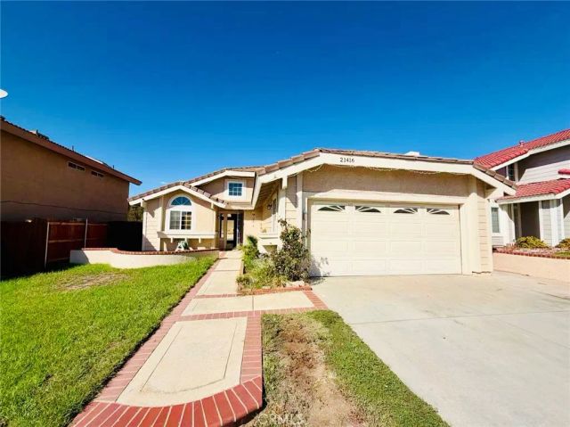 21416 Blossom Hill Ln, Moreno Valley, CA 92557